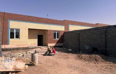 منزل ویلایی در سلفچگان 200 متری