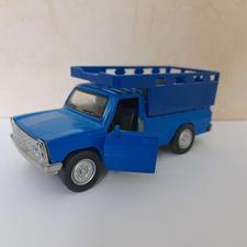 نیسان آبی‌‌‌‌‌