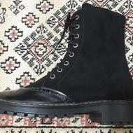 بوت مخمل مشکی