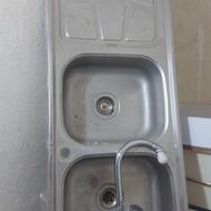 سینک و شیر سرد گرم و اتصالات