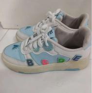 کتونی سایز 40