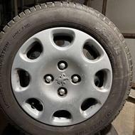 لاستیک به همراه قالپاق