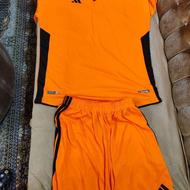 لباسهای ورزشی مردانه