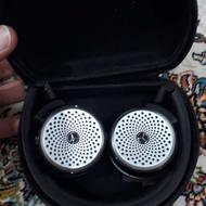 هدفون مرسدس بنز