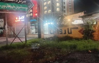 زمین جنب هتل نوید با تمام امکانات