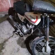 هوندا سی جی125