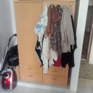 کمدوویترین لباس