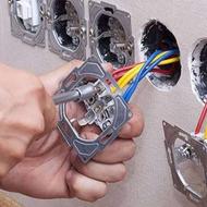 برقکار ساختمان و برق صنغتی