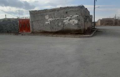 خانه ویلایی وحدود 4000متر تازه باغ‌جوان.وبارده