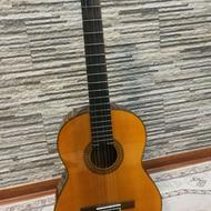 گیتار یاماها C80 سالم
