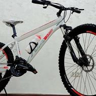 دوچرخه سایز 26 ویوا نو آکبند صفر کیلومتر