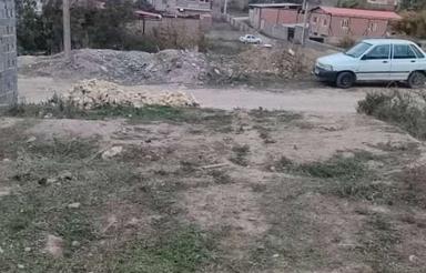 300 متر زمین واقع در قنبرآباد چشم انداز رو به جنگل و زیبا