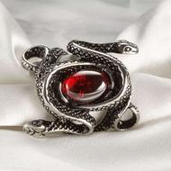 انگشتر مارهای نگهبان یاقوت