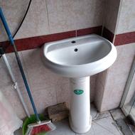 دستشویی روشویی