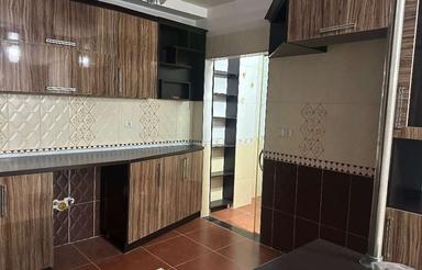 اجاره آپارتمان 120 متر دو خواب طبقه دوم درمنطقه عالی شهر