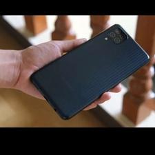 گوشی سامسونگm12