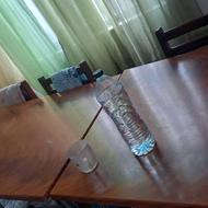 میز در ابعاد 160 در 80