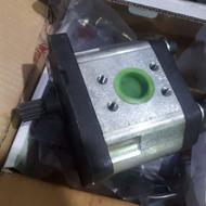 پمپ هیدرولیک بیل کانال کن اطلس تراکتوری