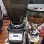 دوعدد اسیاب یکیش 021 یکی دیگش اندیمند ایتالیایی