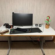 فروش میز کامپیوتر یا خیاطی