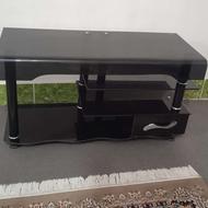 میز تلوزیون