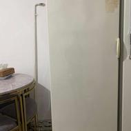 یخچال فوق سالم ودرحال کار میباشد