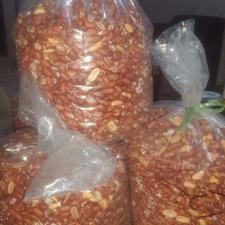 بادام زمینی درجه 1