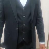 کت و شلوار بهمراه جلیقه