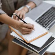 همیاری درتحریر پایاننامه مقاله باپشتیبانی واقعی