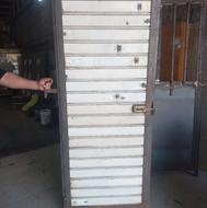 درب انباری آهنی تمام ورق وزن درب 42کیلو قیمت 5100