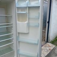 یخچال مارک یخساران در حد نو نو