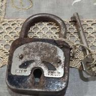 قفل مجارستانی عتیقه