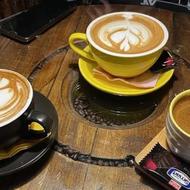 نیازمند به خانمی تراپیست