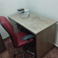 میز تحریر ام دی اف سالم و تمیز