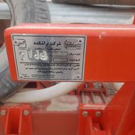 یک دسگاه ذرت کار چهار ردیف تک لبه تراشکده