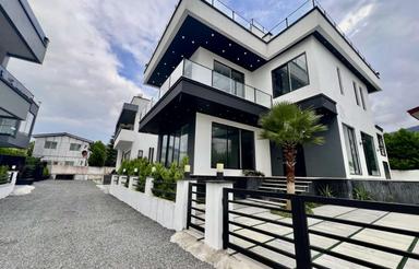 فروش ویلا استخردار/ شهرکی/سند پایانکار محدوده سیسنگان نوشهر