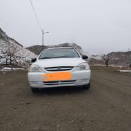 ریو.سفید. فنی درجه یک. دوتا گلگیر. کاپوت رنگ. شاسی جلو خورده