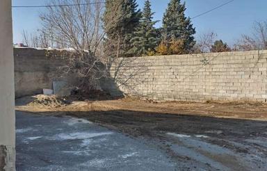 زمین. 104 متری کلاک پایین.میرالی