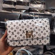 پخش کیف عمده مستقیم از تولیدی