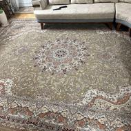 فرش 12 متری و 9 متری (قیمت 9 متری 8500 میلیون تومان)