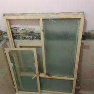 پنجره اهنی ساختمان