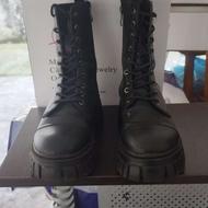 پوتین دخترانه فروشی