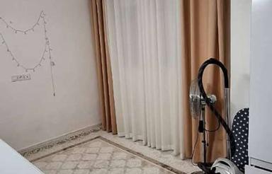 همخونه خانم