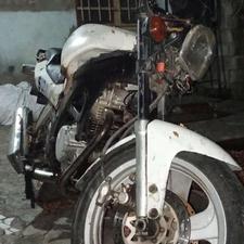 فروش موتورسوزوکی250 استارتی