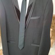 کت و شلوار و پیراهن کروات