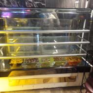 ویترین مکعب در حد نو بدون مشکل