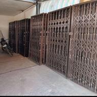 درب حفاظ در باغ سرویس پنجره upvc حیاط پارکینگ انبار پله چوبی