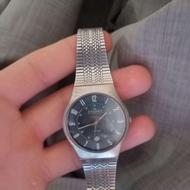 ساعت ژاپن اصل بسیار قدیمی