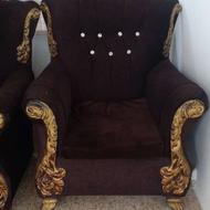 مبل کارکرده میباشد