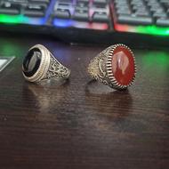 دو انگشتر نقره عقیق